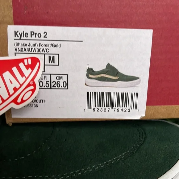 Vans Kyle Pro 2
(Shake Junt) Forest/Gold
VNOA4UW30WC
Men’s sneakers - Picture 16 of 16